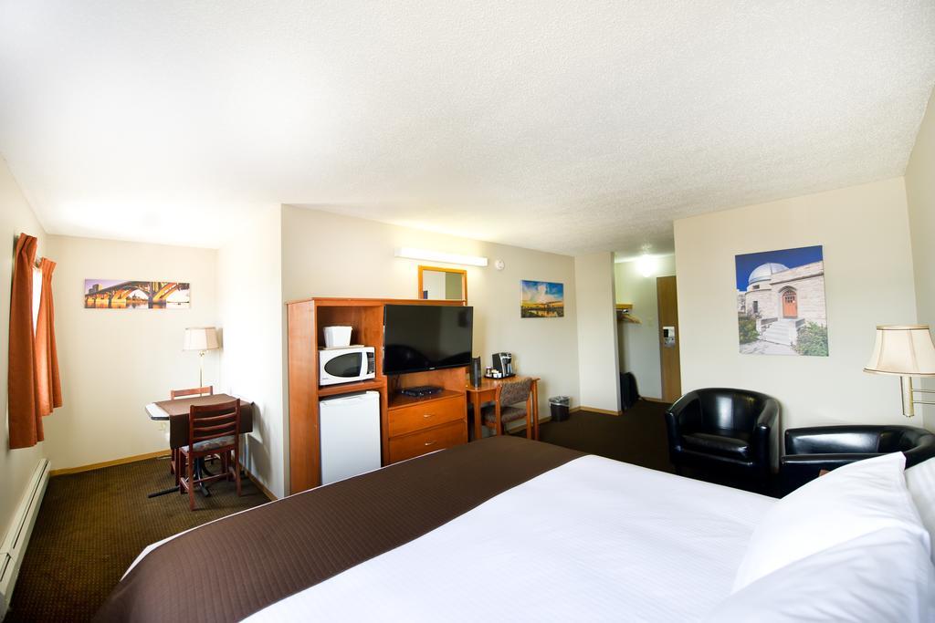 Riviera Motor Inn Саскатун Номер фото