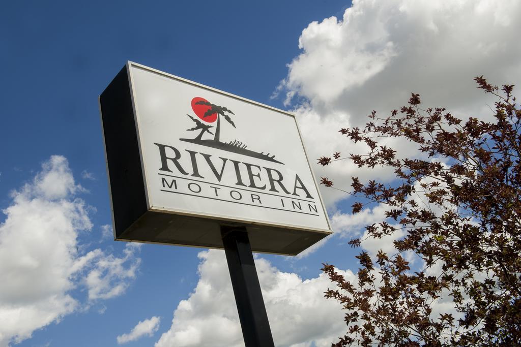 Riviera Motor Inn Саскатун Экстерьер фото