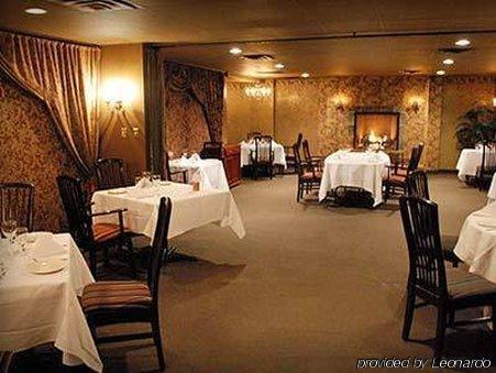 Riviera Motor Inn Саскатун Ресторан фото