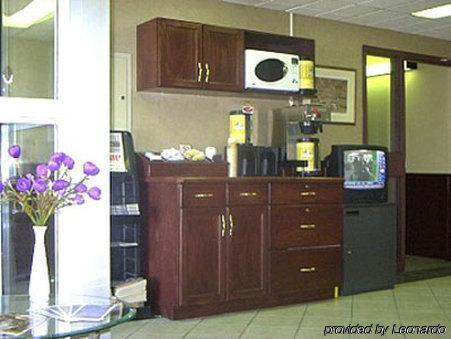 Riviera Motor Inn Саскатун Экстерьер фото