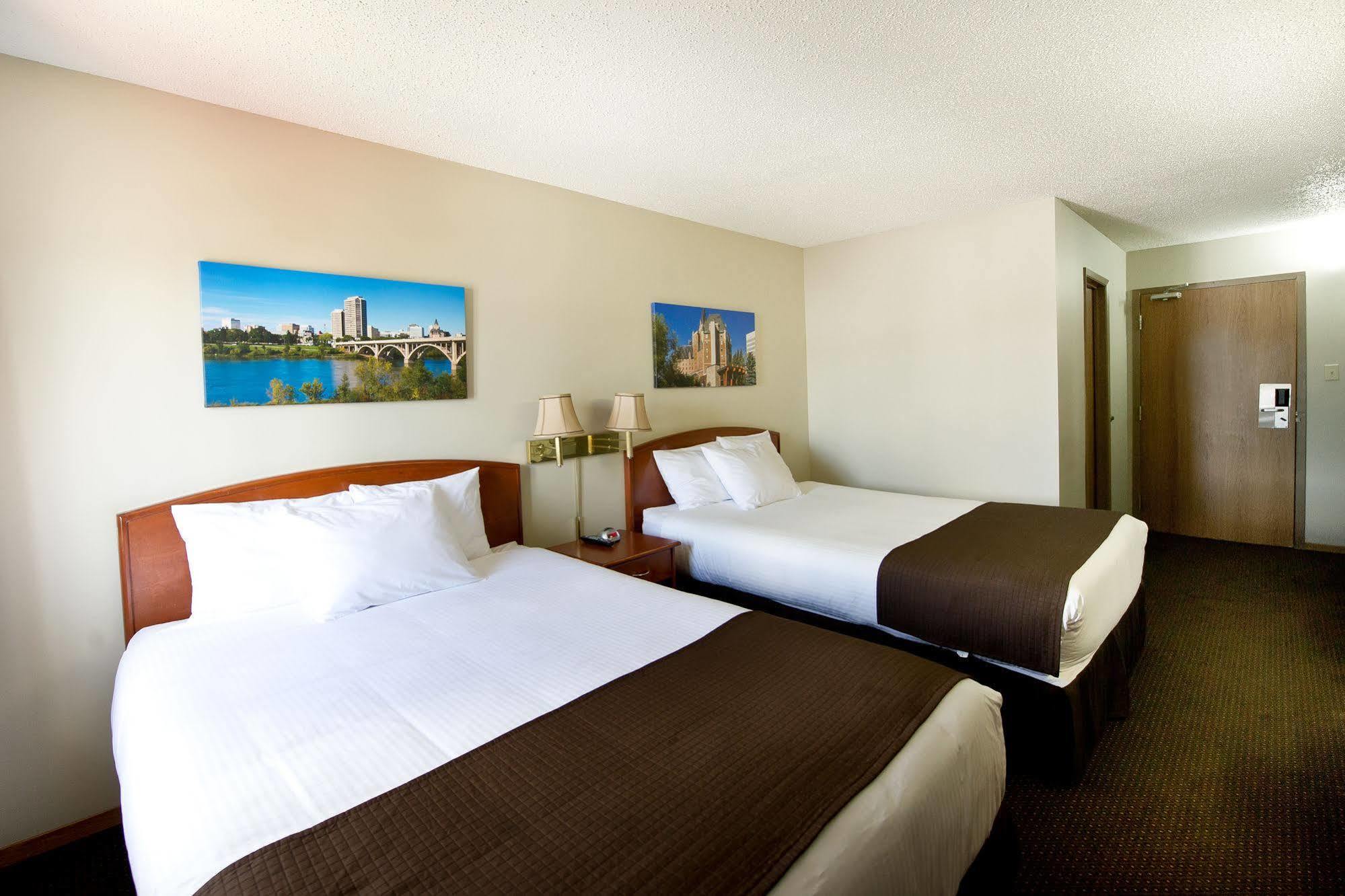 Riviera Motor Inn Саскатун Экстерьер фото